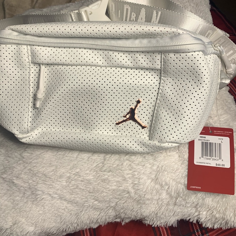 NWT Jordan Cross body bag